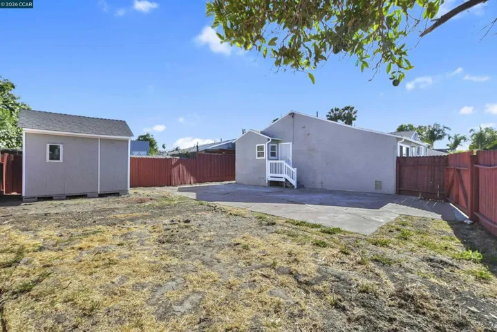 425 W 8th St, Pittsburg, California 94565