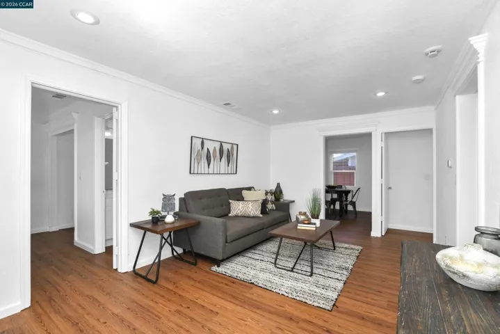 425 W 8th St, Pittsburg, California 94565