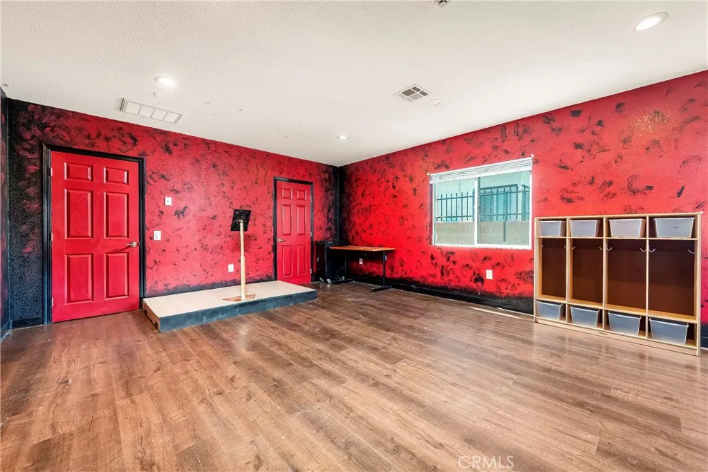 bedroom 3/classroom 3