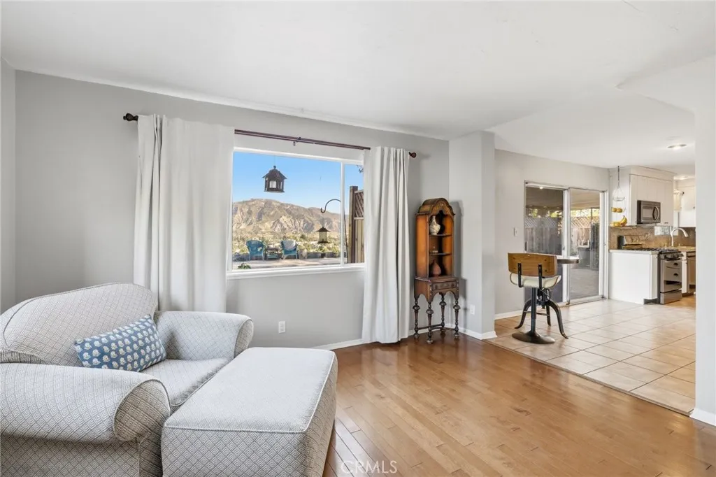 468 E View, Santa Paula, California 93060 — photo 4