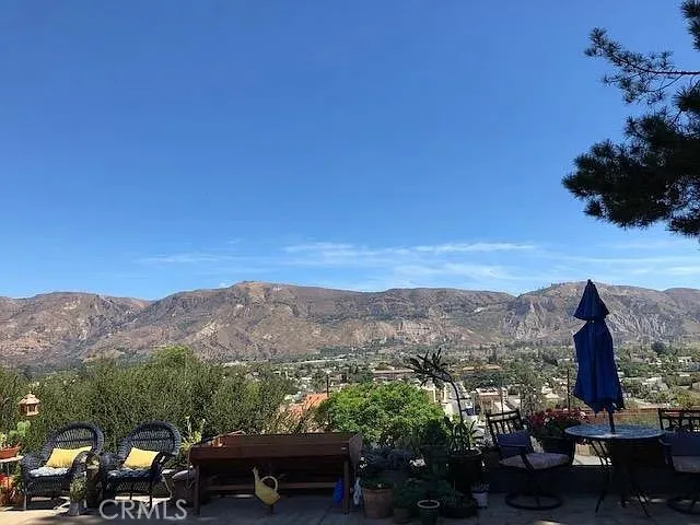 468 E View, Santa Paula, California 93060