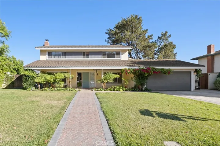 468 E View, Santa Paula, California 93060