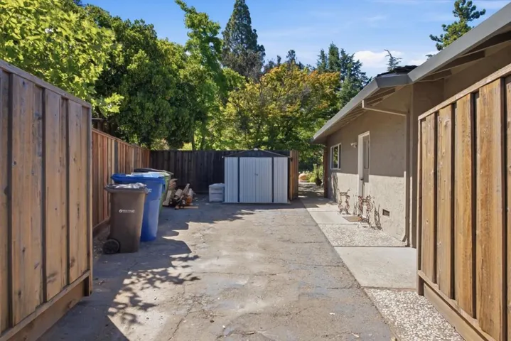 13565 Wendy Lane, Saratoga, California 95070