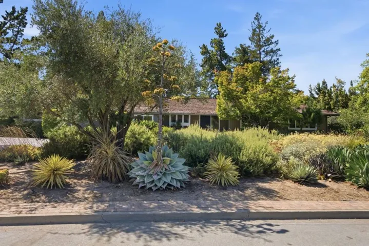 13565 Wendy Lane, Saratoga, California 95070
