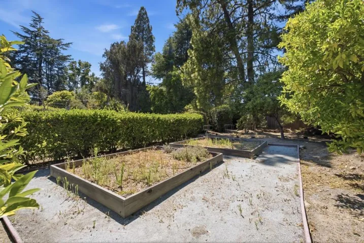 13565 Wendy Lane, Saratoga, California 95070