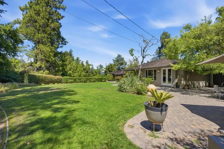 13565 Wendy Lane, Saratoga, California 95070