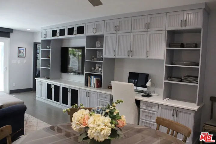 4109 Shadyglade Avenue, Studio City, California 91604