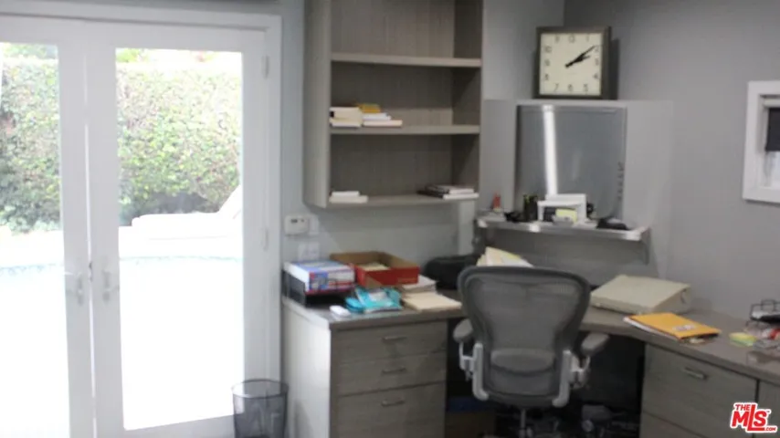 4109 Shadyglade Avenue, Studio City, California 91604