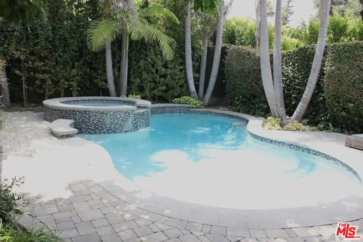 4109 Shadyglade Avenue, Studio City, California 91604