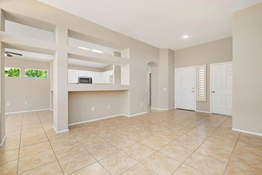 14-web-or-mls-DFBrandywine_OPMG_0626_014