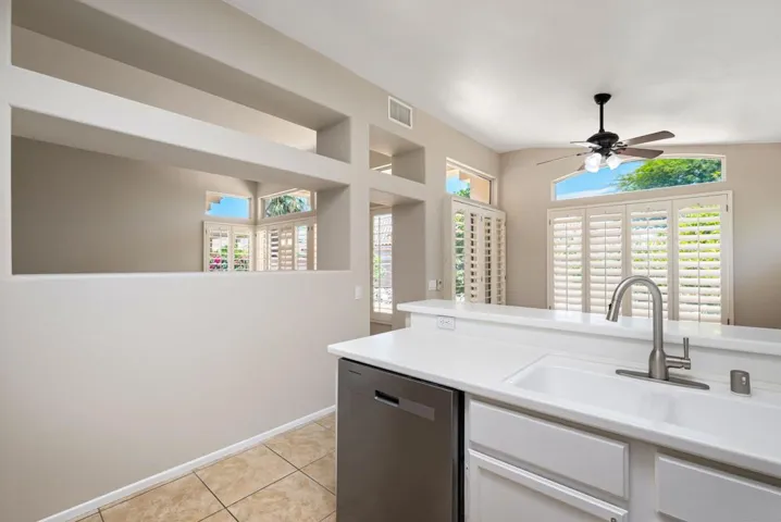 23-web-or-mls-DFBrandywine_OPMG_0626_023