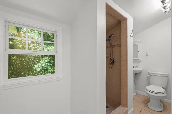 20476 Santa Cruz Highway, Los Gatos, California 95033