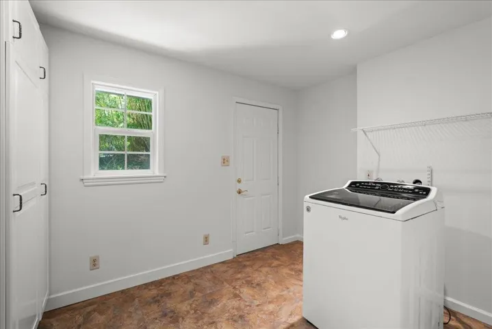 20476 Santa Cruz Highway, Los Gatos, California 95033
