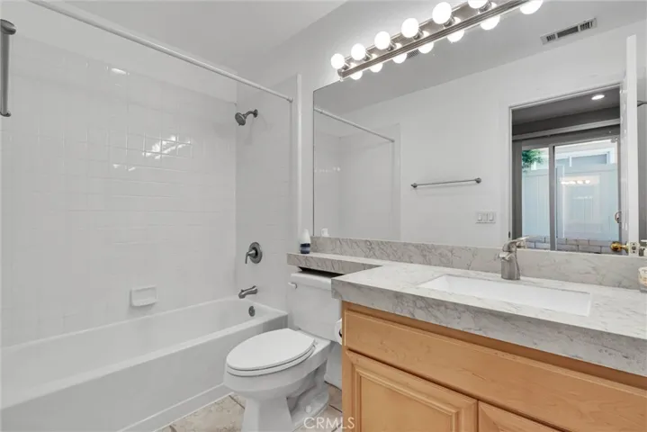 Downstairs full bathroom suite