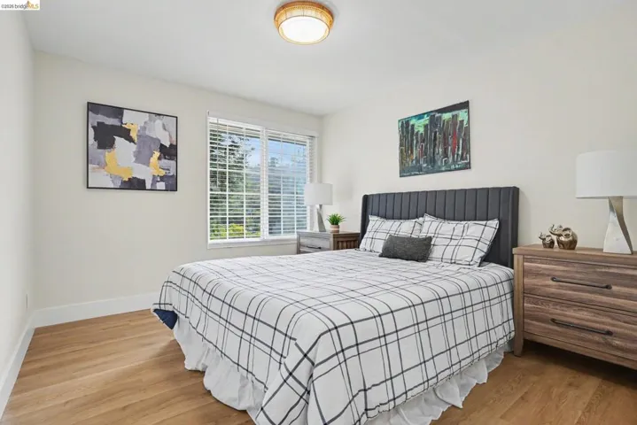 2185 Trafalgar Pl, Oakland, California 94611-3245
