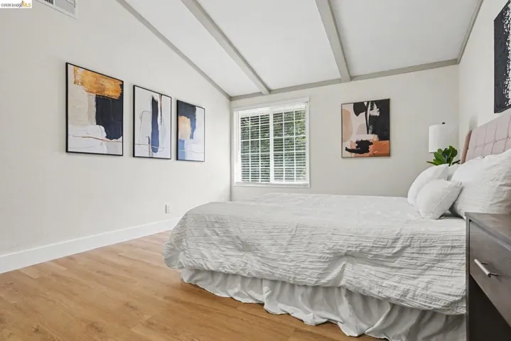 2185 Trafalgar Pl, Oakland, California 94611-3245