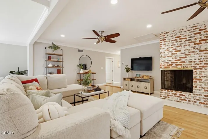 1115-w-briarcroft-rd-020_web
