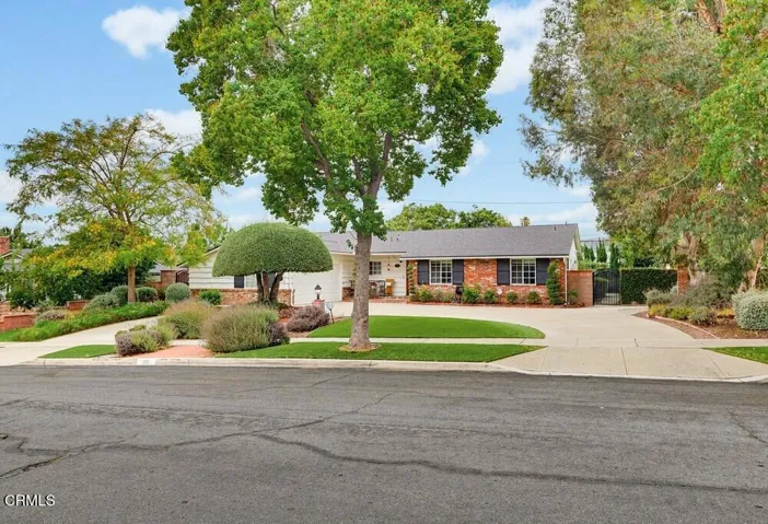 1115-w-briarcroft-rd-001_web