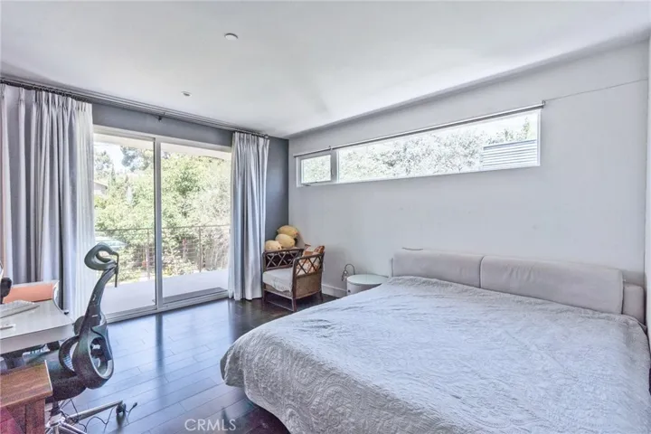 319 Camillo Road, Sierra Madre, California 91024