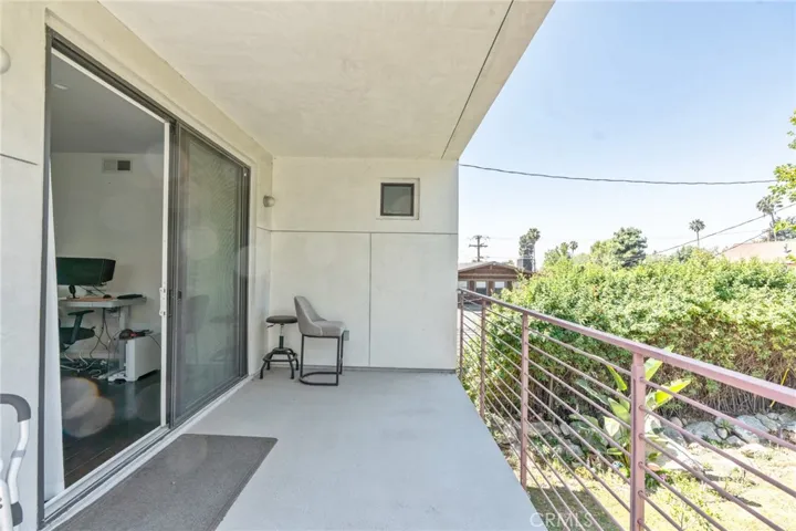 319 Camillo Road, Sierra Madre, California 91024