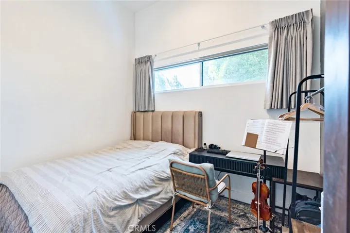 319 Camillo Road, Sierra Madre, California 91024