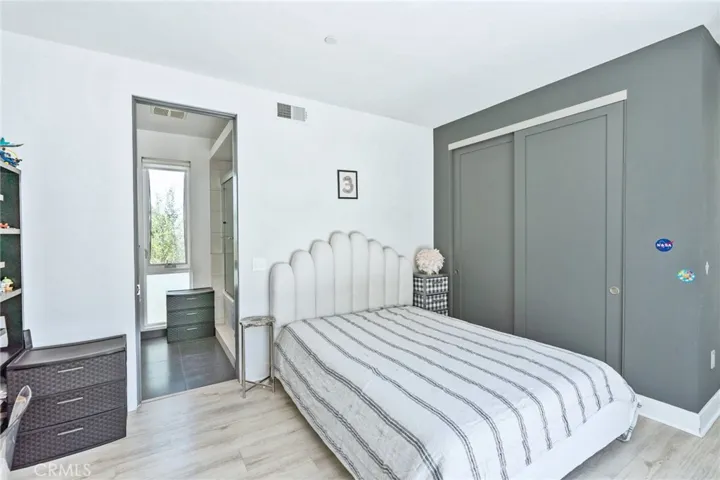 319 Camillo Road, Sierra Madre, California 91024