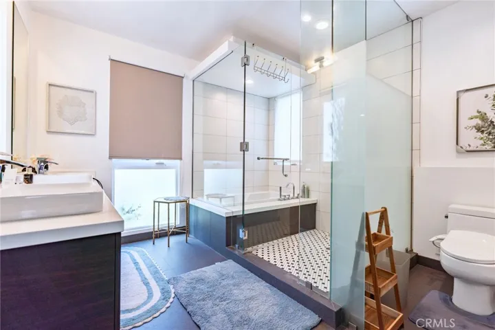 319 Camillo Road, Sierra Madre, California 91024