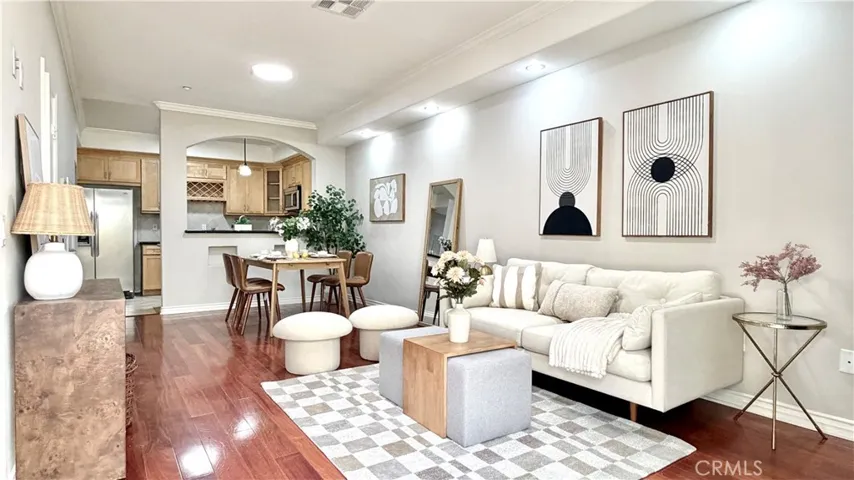 690 S Marengo, Pasadena, California 91106