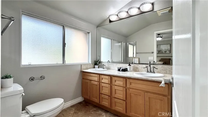 690 S Marengo, Pasadena, California 91106