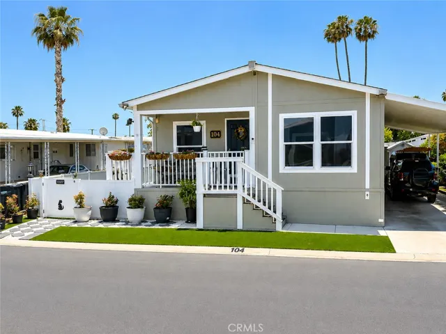 601 N Kirby St Space 104, Hemet, California 92545
