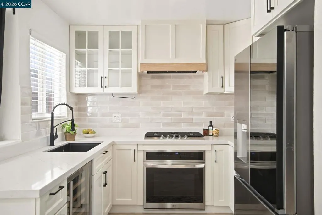 113 Larsen Cir
