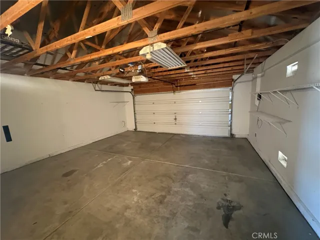 16562 Jasmine, Victorville, California 92395