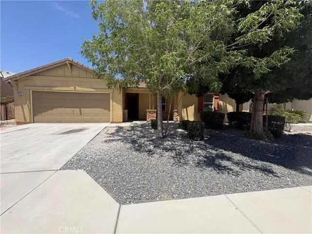 16562 Jasmine, Victorville, California 92395