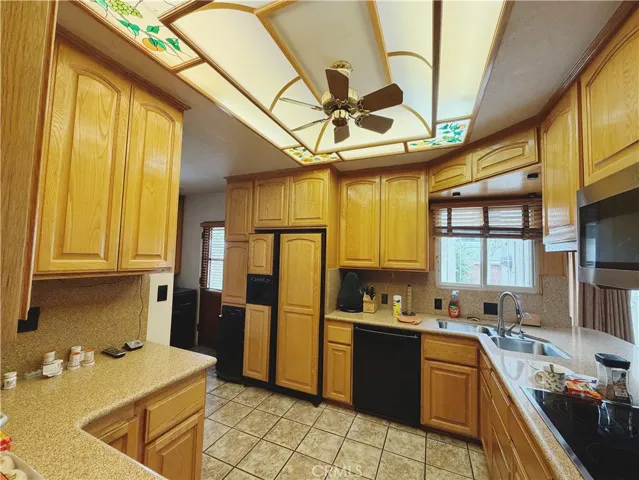 13318 Grider Ave, Hawthorne, California 90250