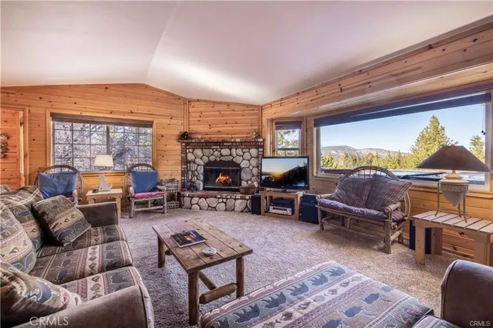 479 Villa Grove, Big Bear City, California 92314