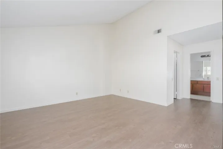 23 Columbus, Irvine, California 92620