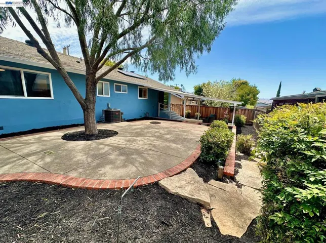 359 Michell, Livermore, California 94551