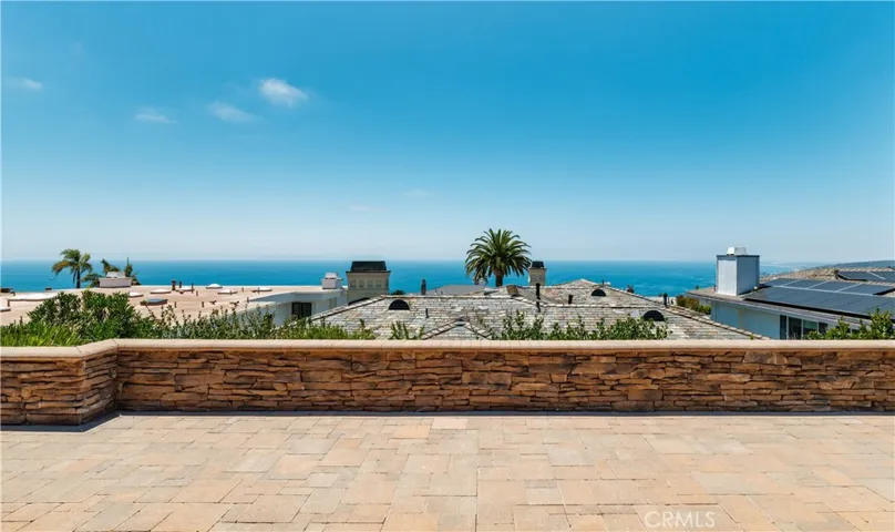 758 Barracuda Way, Laguna Beach, California 92651