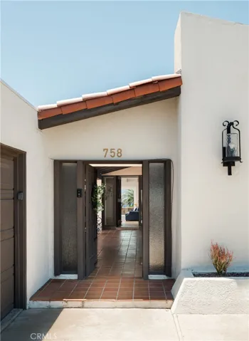 758 Barracuda Way, Laguna Beach, California 92651
