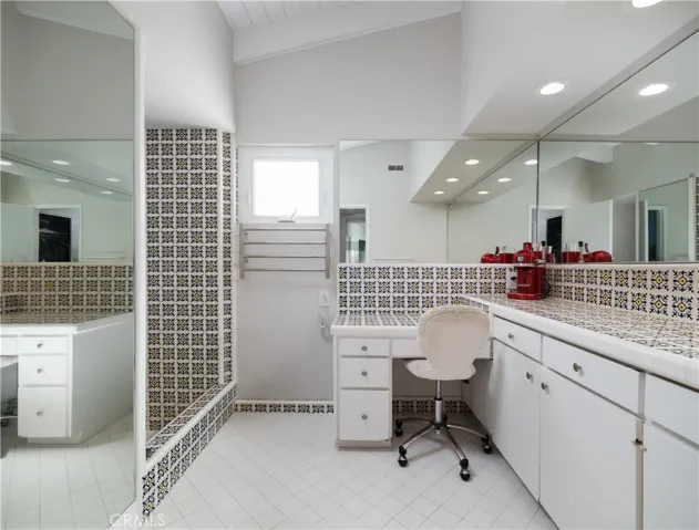 758 Barracuda Way, Laguna Beach, California 92651
