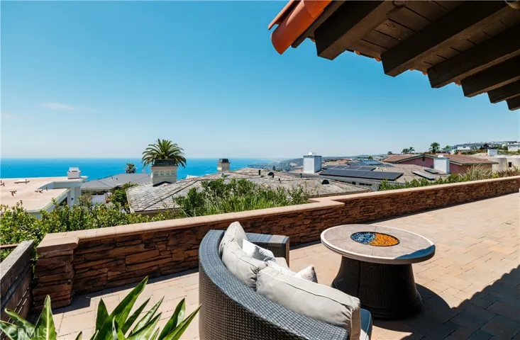 758 Barracuda Way, Laguna Beach, California 92651