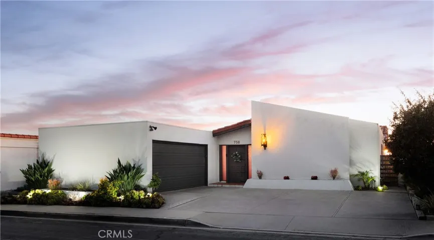 758 Barracuda Way, Laguna Beach, California 92651