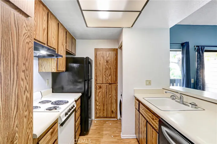 3535 Banbury 84, Riverside, California 92505