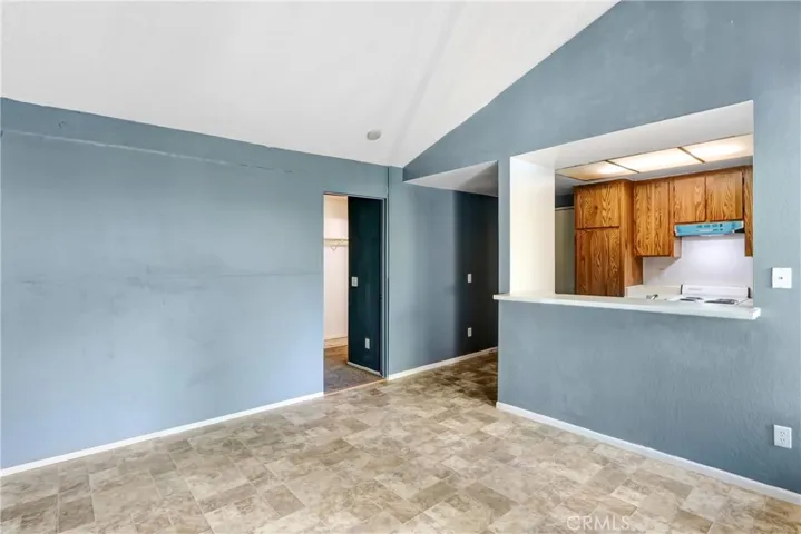 3535 Banbury 84, Riverside, California 92505