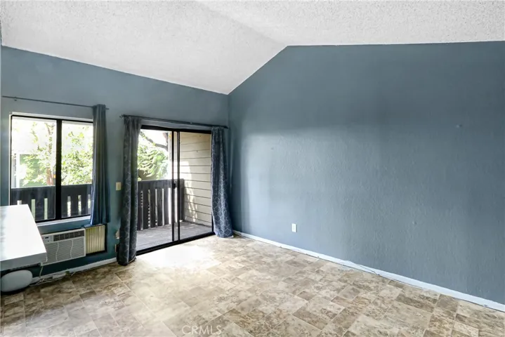 3535 Banbury 84, Riverside, California 92505