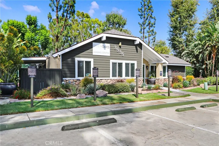 3535 Banbury 84, Riverside, California 92505