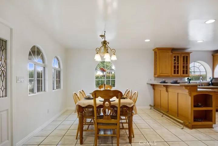 Dinning Front Home