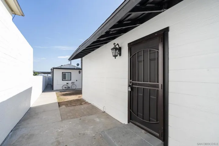 1 Bedroom unit - entrance