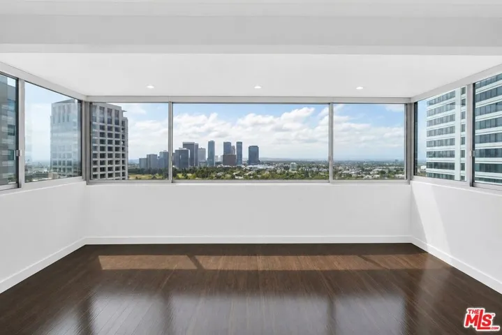 865 Comstock Avenue 16c, Los Angeles, California 90024