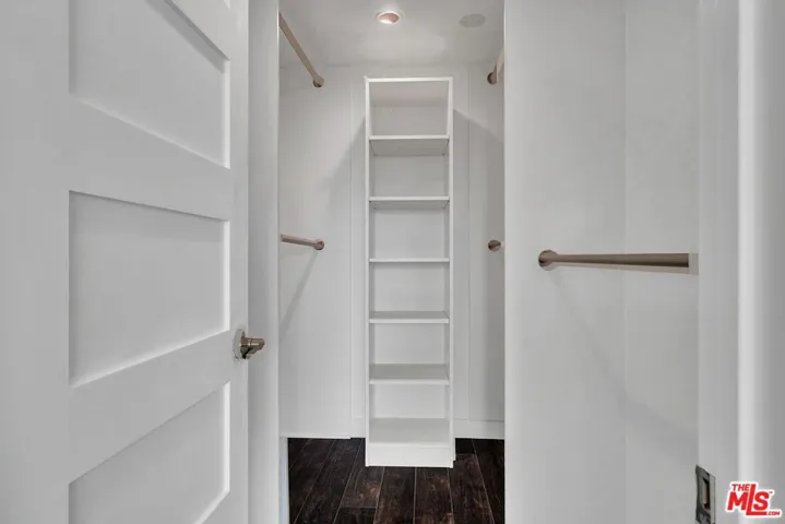 865 Comstock Avenue 16c, Los Angeles, California 90024